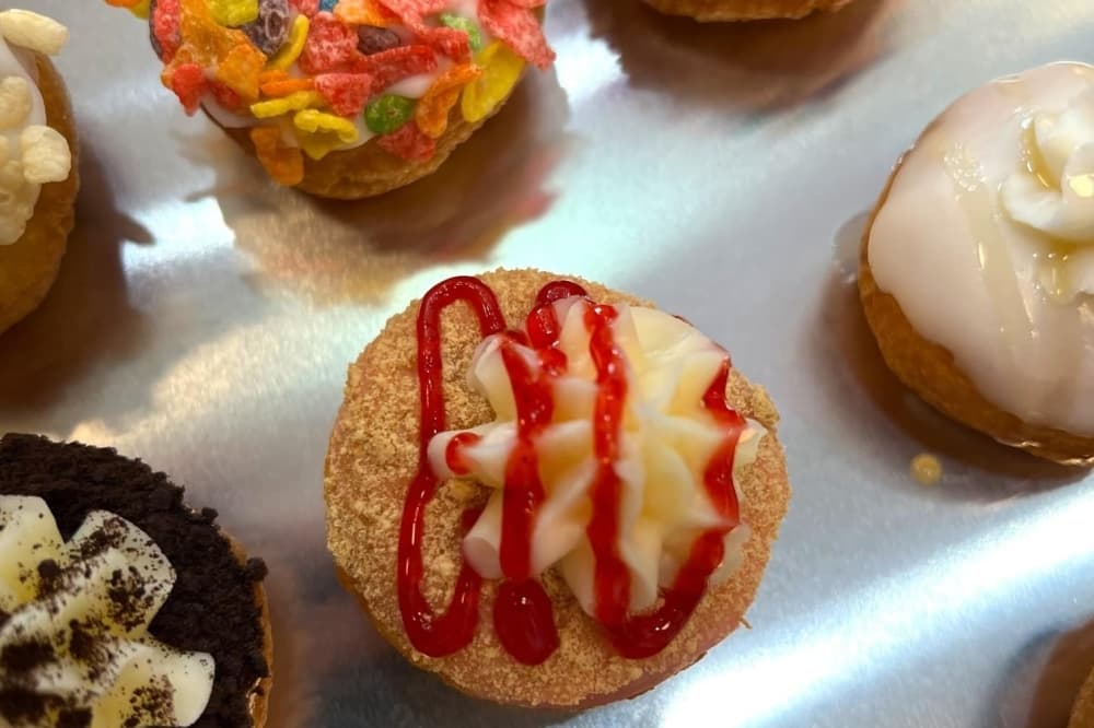 Niky’s Mini Donuts holds grand opening in Tomball