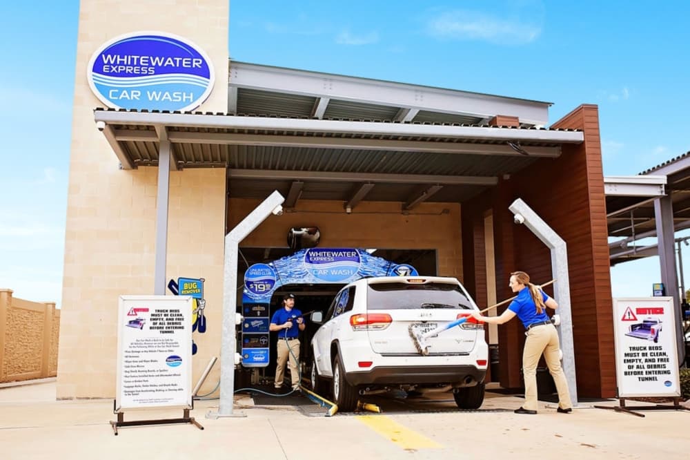 WhiteWater Express Car Wash celebrates grand opening in Spring