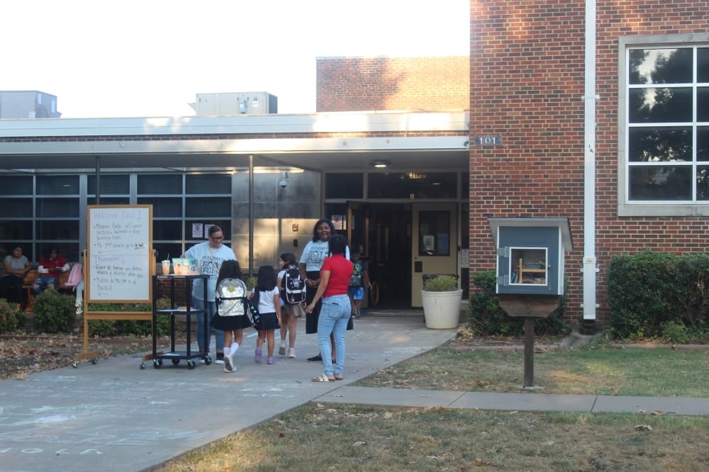 Campus staff were ready to greet returning students at Richardson Heights Elementary School on the first day of school Aug. 13. 