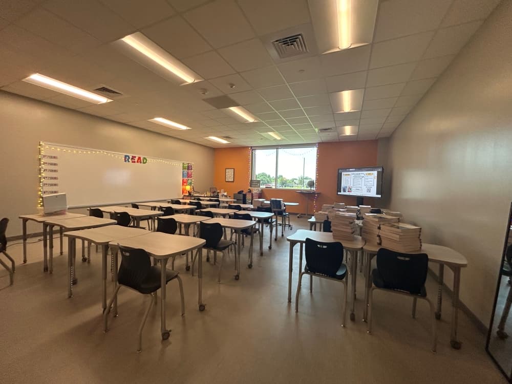 Most classrooms on campus have exterior-facing windows to let in natural light. (Brooke Sjoberg/Community Impact)