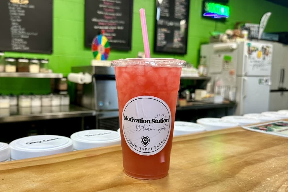 Photo shows a strawberry kiwi tea