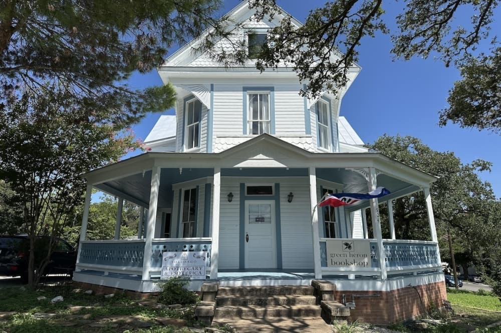 2 locally-owned businesses relocate in San Marcos
