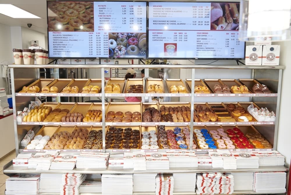 Shipley Do-nuts now serving doughnuts, coffee in North San Antonio
