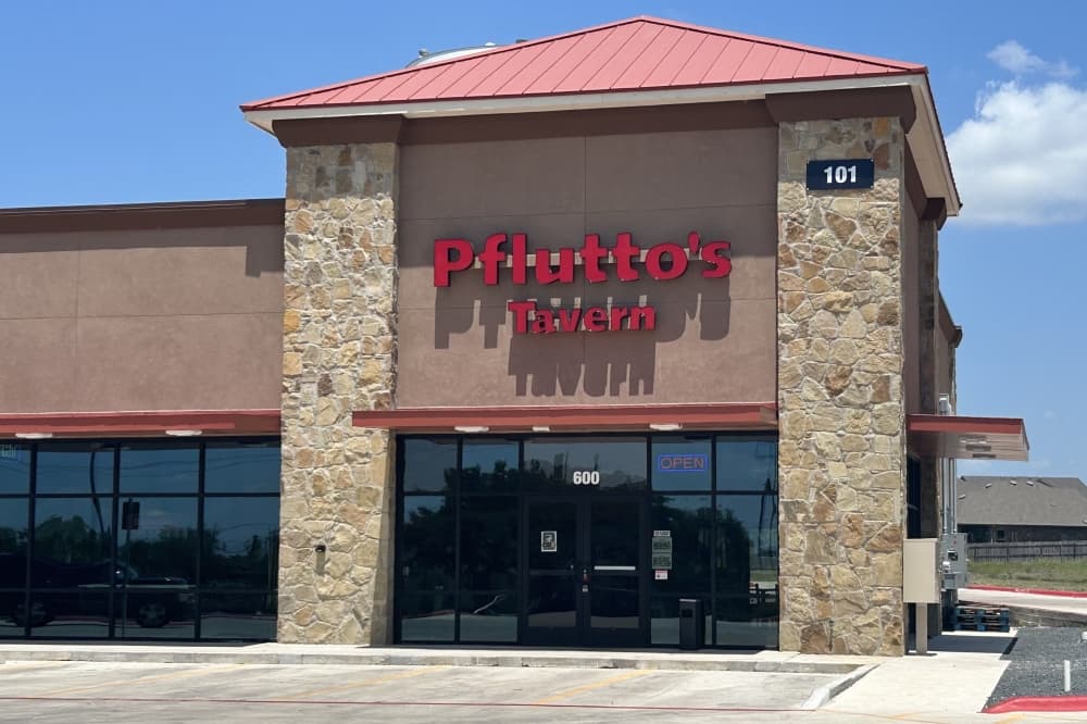 8 new businesses open up in Hutto
