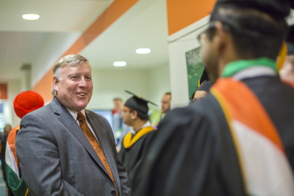UT Dallas president prepares to step down