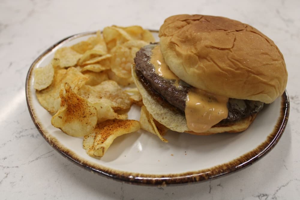Burger from Hardy's Cafe