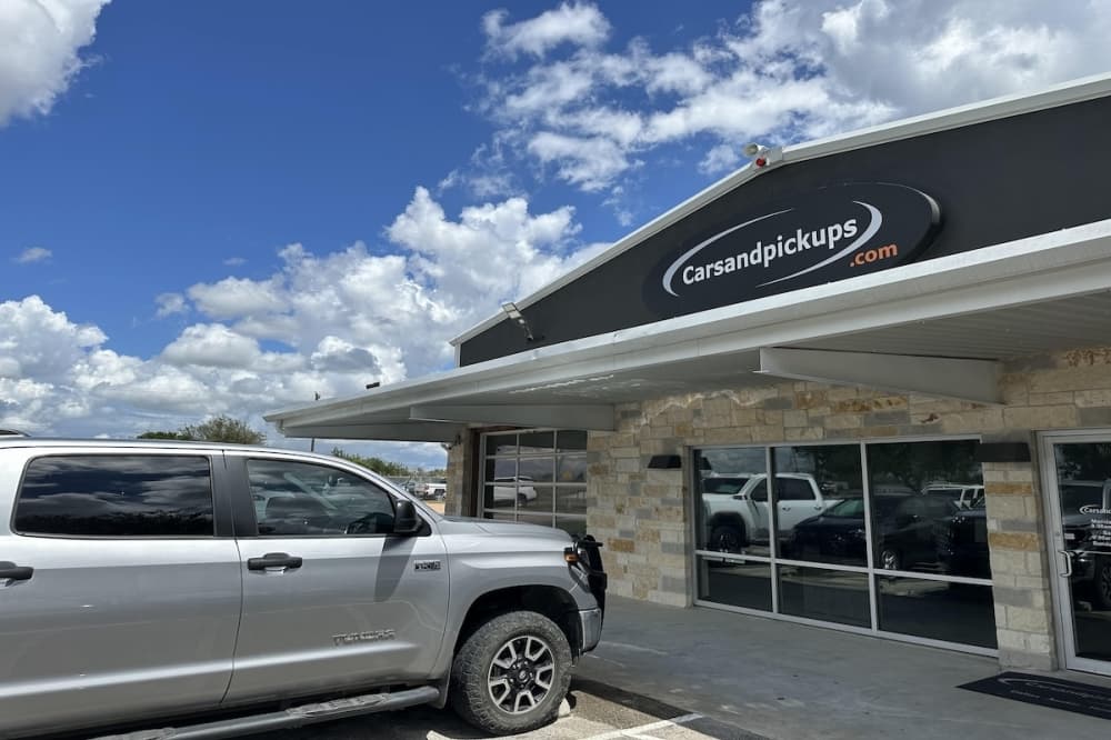Carsandpickups.com relocates to Kyle