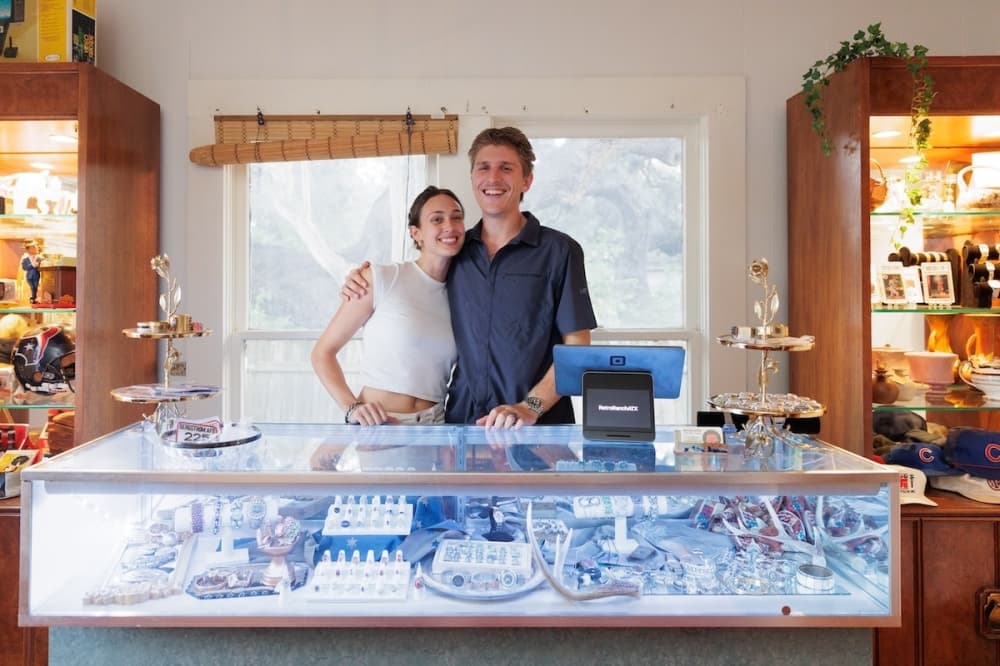 New locally owned antique shop opens in downtown Buda
