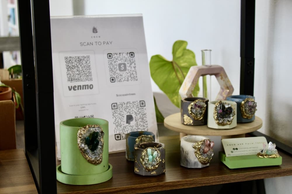 crystal pots
