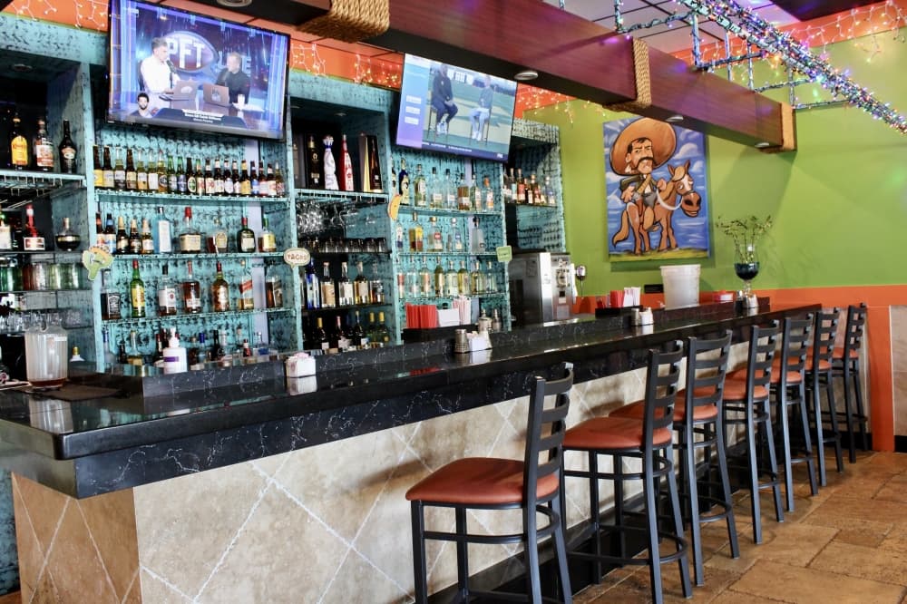 bar