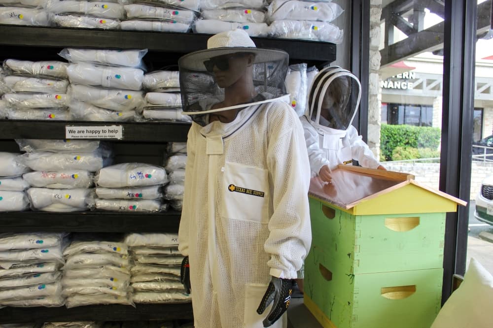From classroom to apiary, The Bee Supply educates Round Rock community