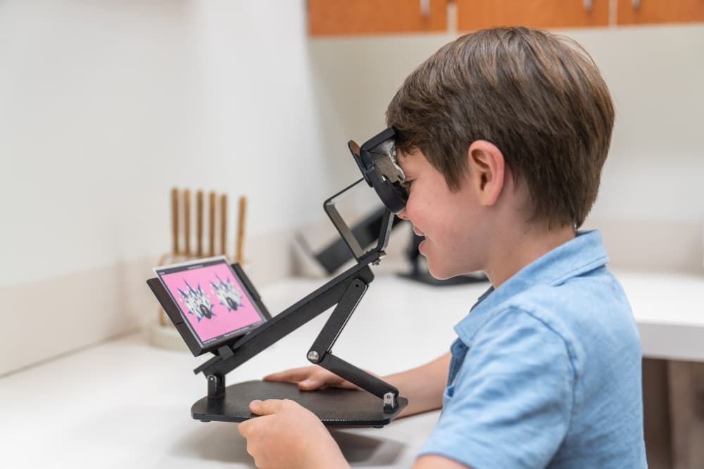 The Center for Vision Therapy works with patients to develop cutting-edge, customized vision therapy treatment plans. 