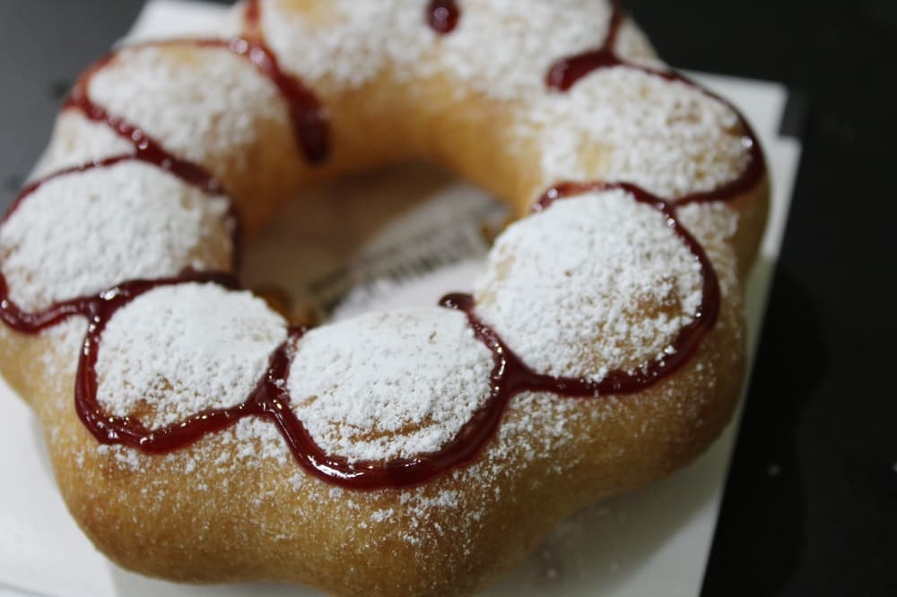 Mochinut location serving up unique donuts in The Linc, north Austin