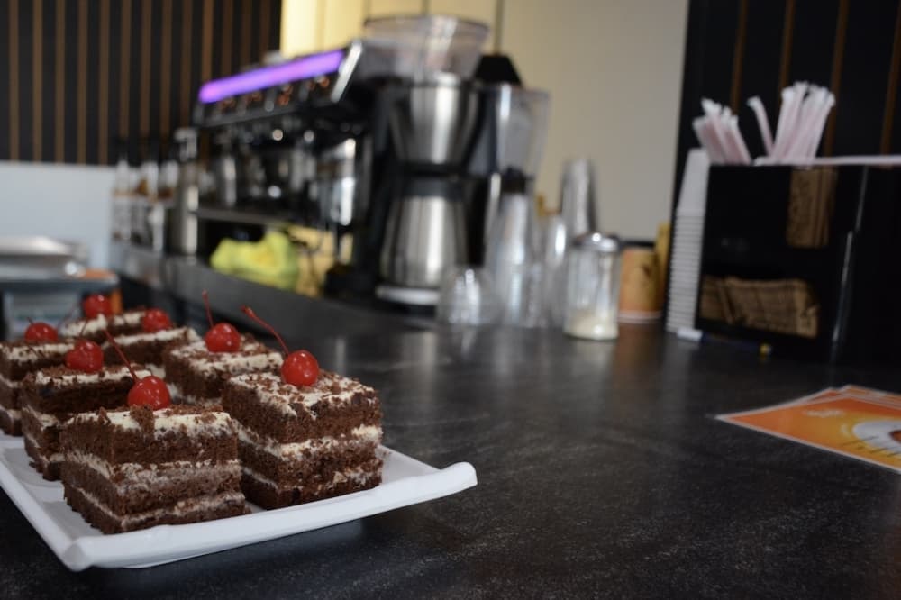 Fanah Cafe and Pastry opened Sept. 20 and serves a selection of made-from-scratch pastries and coffees. (Connor Pittman/Community Impact)
