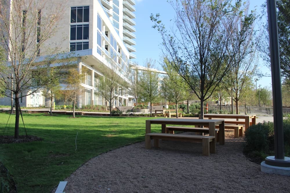 benches at kaleidoscope in frisco