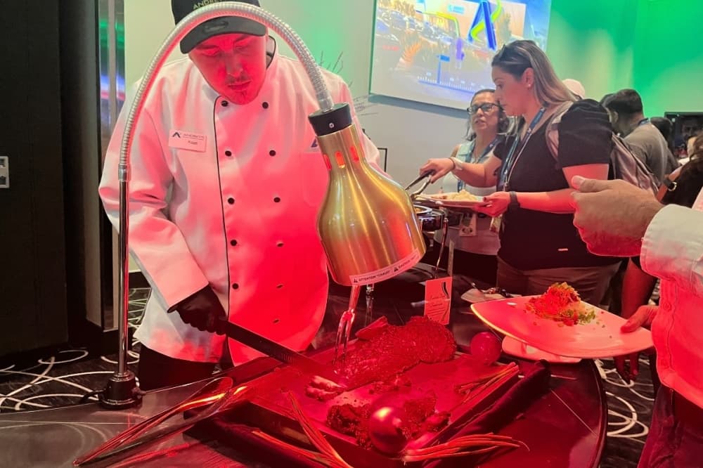 chef cutting meat 