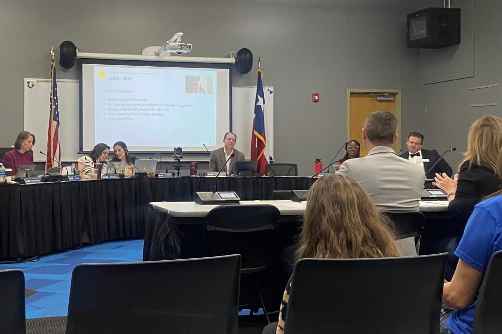 Leander ISD considers opening enrollment, building new elementary campus