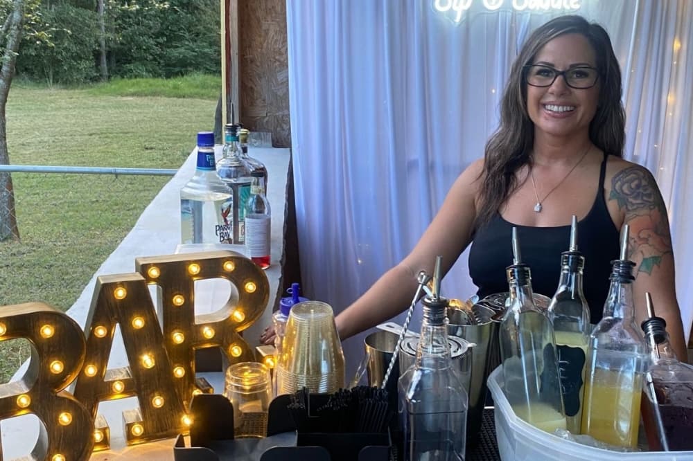 Sip & Saddle, dry mobile bartending service, comes to Conroe