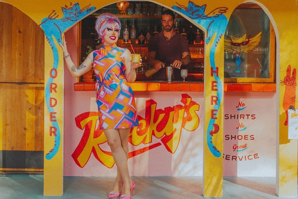 Tropical-themed Rocky's Bar to open in Austin Motel courtyard