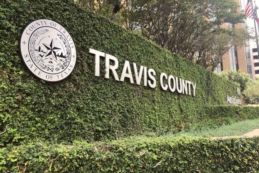 Travis County officials approve funding for substance abuse clinic for mothers