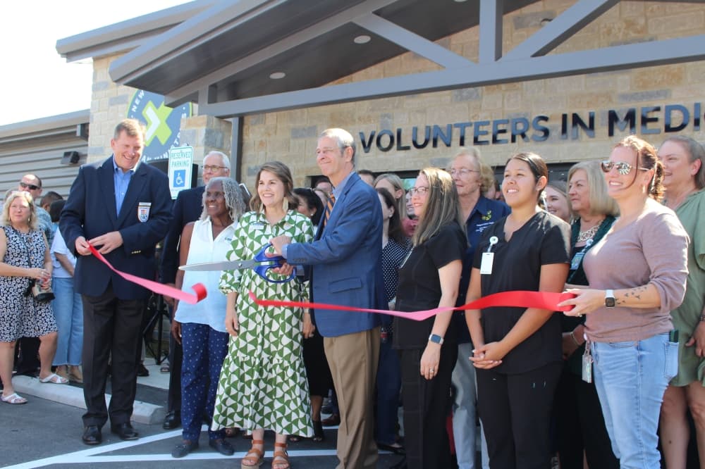 New Braunfels Christian Ministries opens new clinic to serve uninsured residents