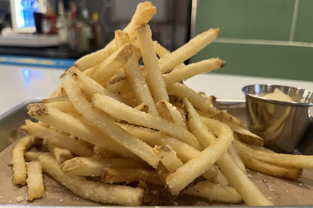 plate of fries