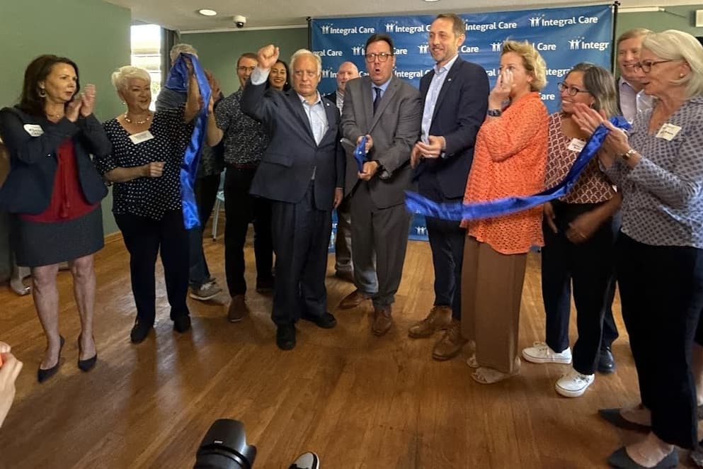 'A place to go and a place to stay': Mental health diversion center launches in Travis County