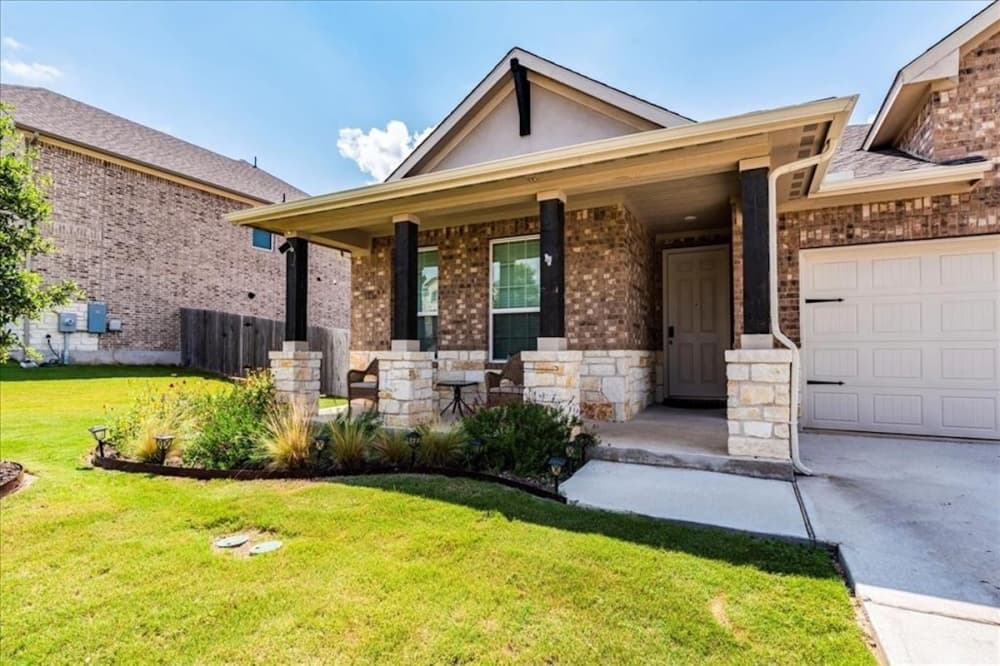 Southwest Austin, Dripping Springs homes spent more time on market in September year over year