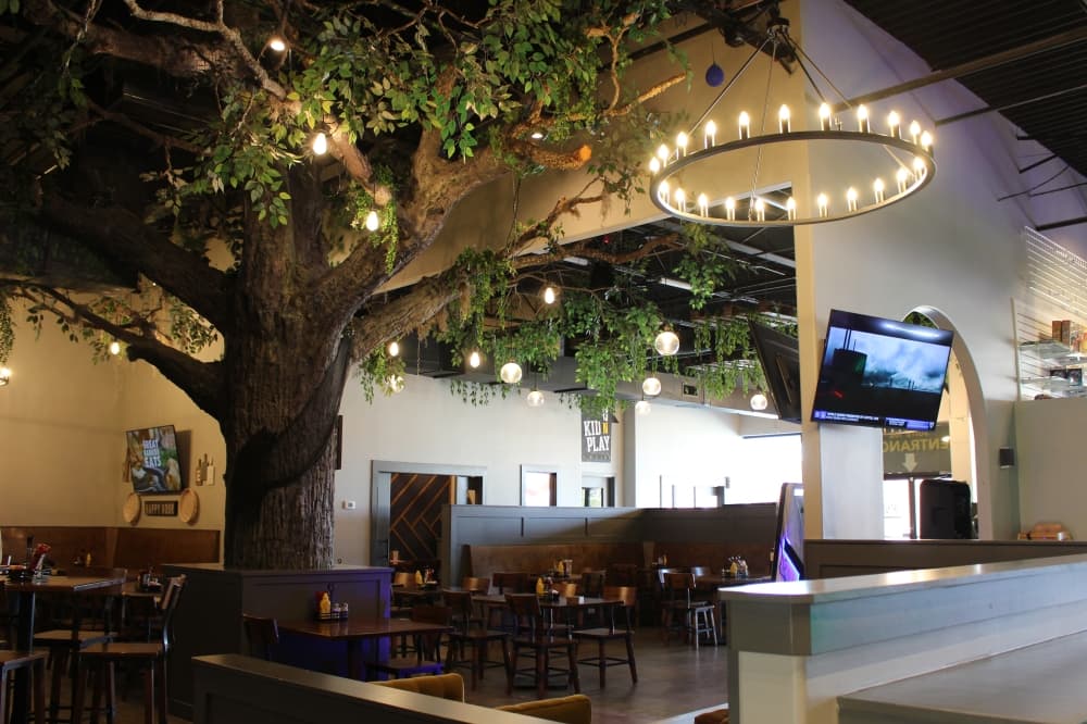 KNP Social has a bar, restaurant and multiple entertainment options. The venue often hosts private events and vendor fairs. (Asia Armour/Community Impact)