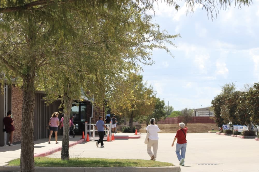Nearly 700,000 votes cast in Harris County halfway through 2024 early voting