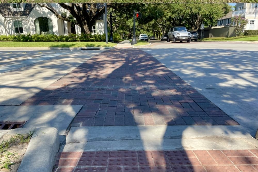 West U to fix broken crosswalks at 4 intersections along Buffalo Speedway