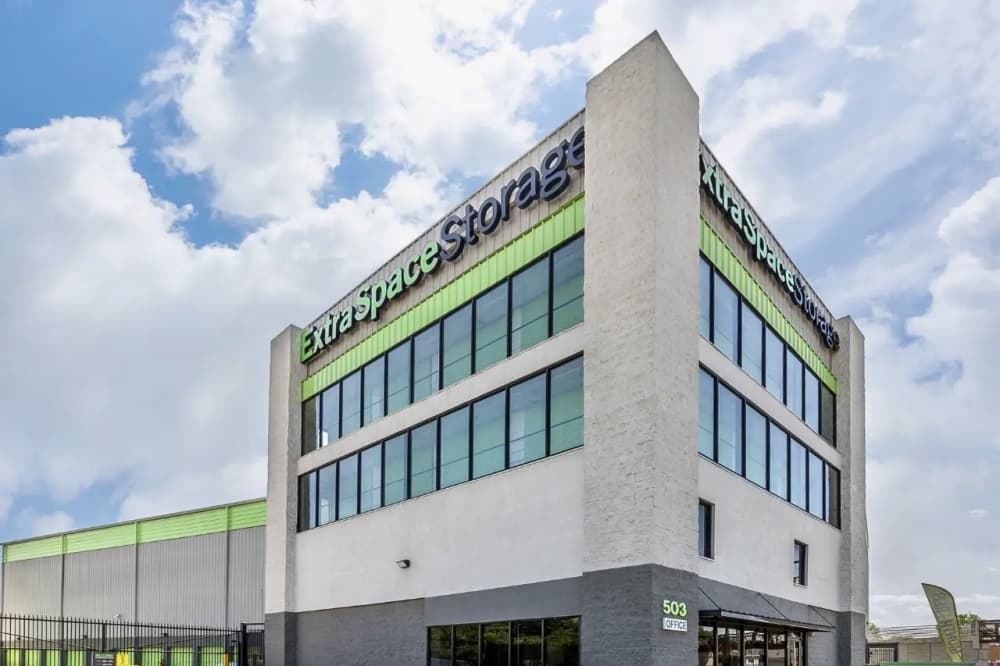 Life Storage rebrands as Extra Space Storage