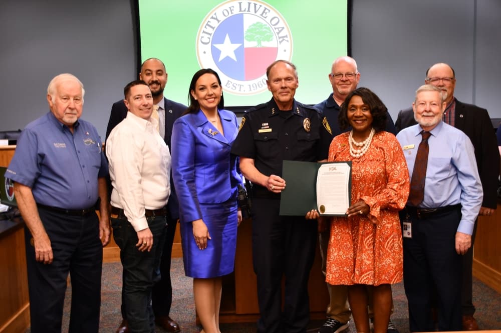 Live Oak Police Chief Gary Hopper recognized for service prior to retirement