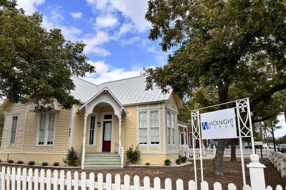 McKnight Title relocating to South Castell Avenue