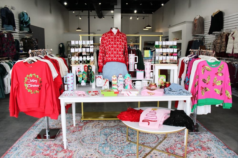 Striped Box Boutique sells women’s clothing, gifts in Plano