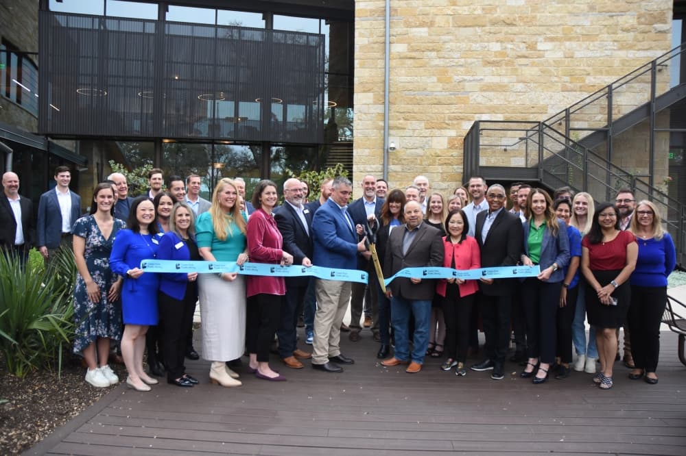 Cedar Park Public Library holds ribbon-cutting, opens to public