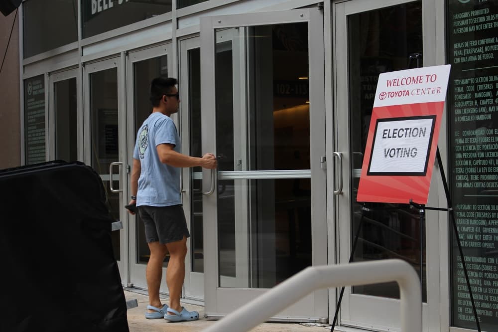 UPDATED: See what Harris County polling locations have the longest, shortest wait times