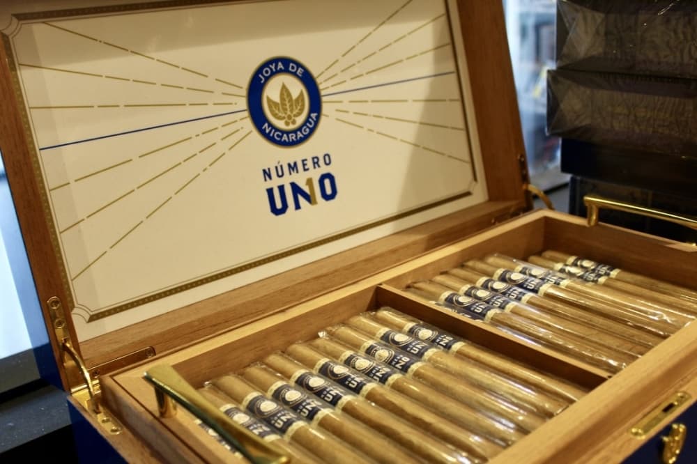 The Craft Cigar Company provides products based on customer requests. (Jovanna Aguilar/Community Impact)