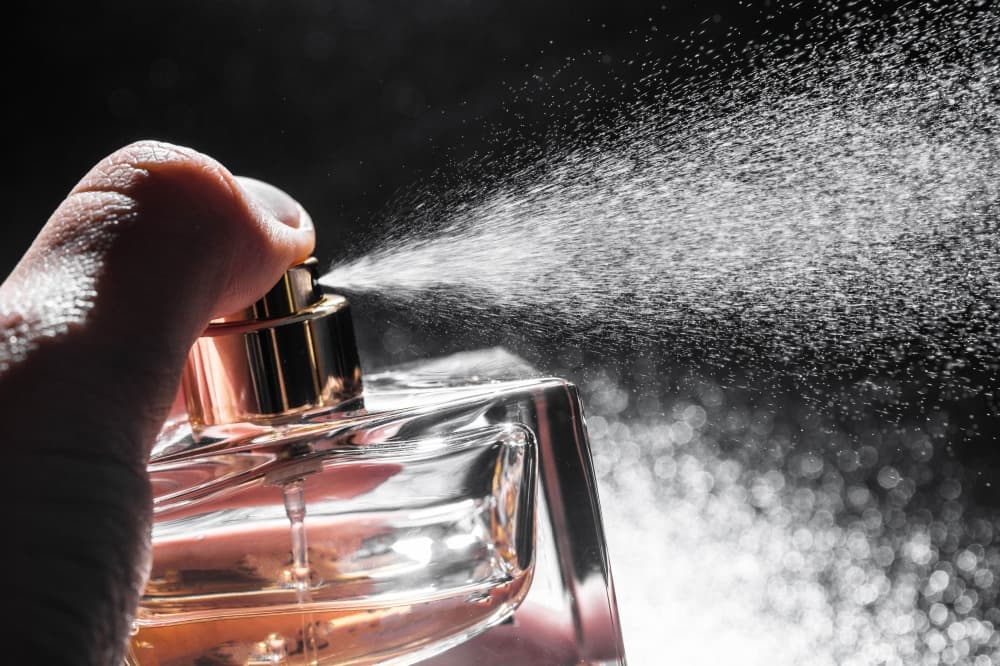 Perfumania now selling fragrances from new space in Willowbrook Mall