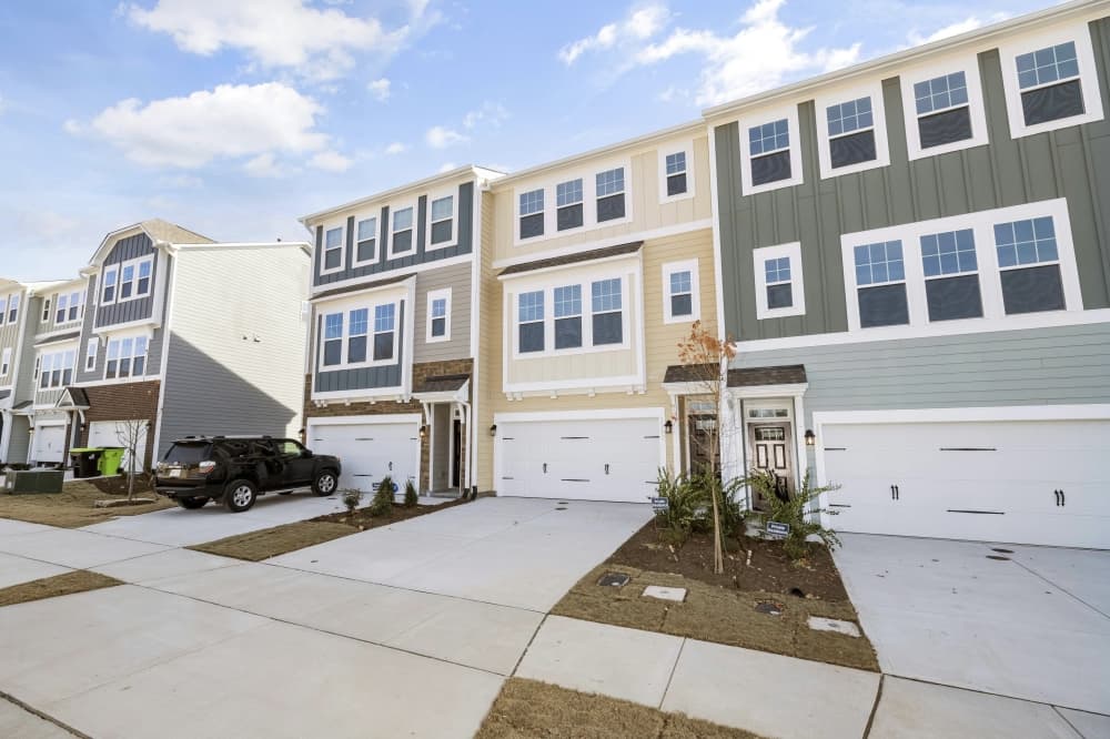 Bellaire officials approve building townhomes inside new zoning district