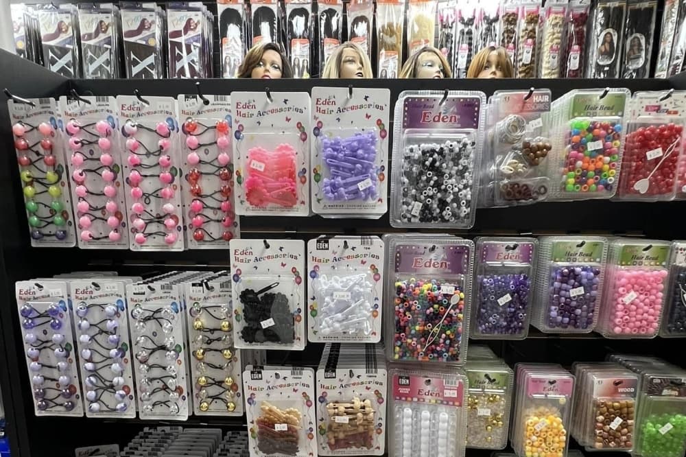 Dleigh Designs Beauty Supply & Salon offers hair care services, products in north Frisco