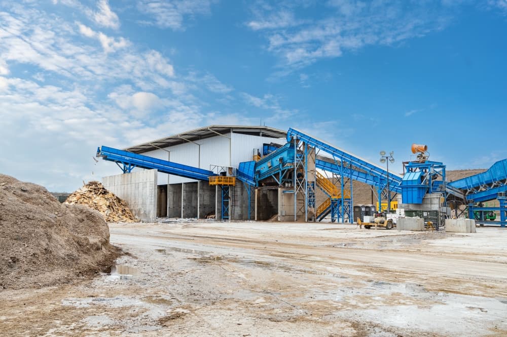 New recycling center for construction materials opens in South Austin
