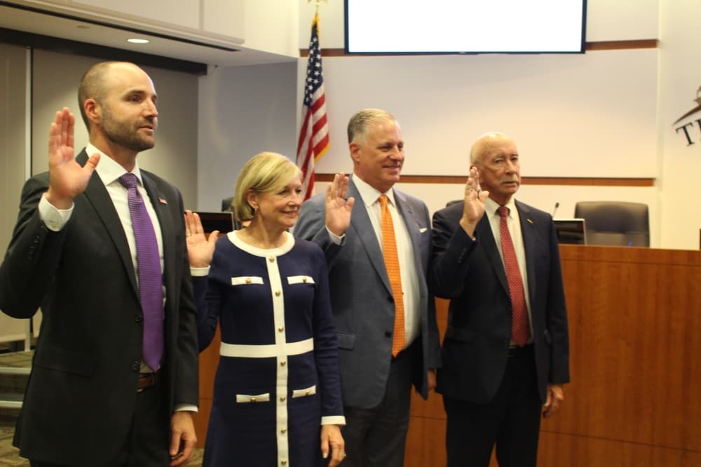 The Woodlands Township swears in new candidates