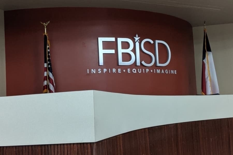 Fort Bend ISD moves forward with aquatic practice facility plan