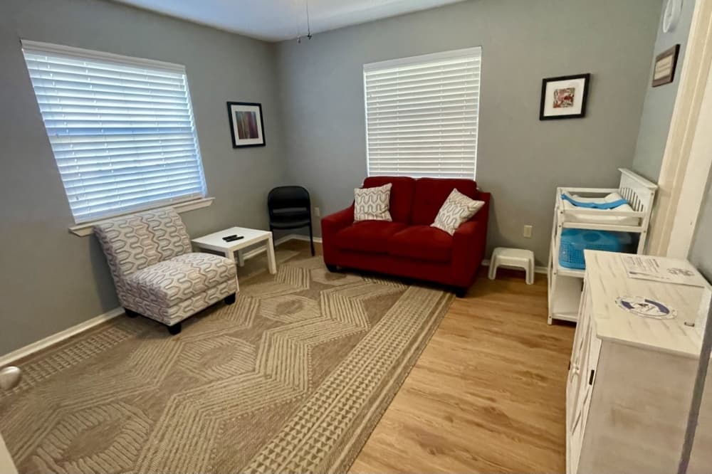 An image of one of the individual rooms in the center. 