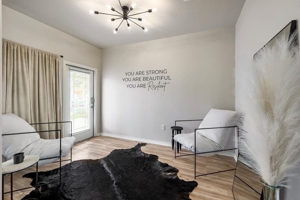 Blackbird Massage expands space and team after 1 year of business