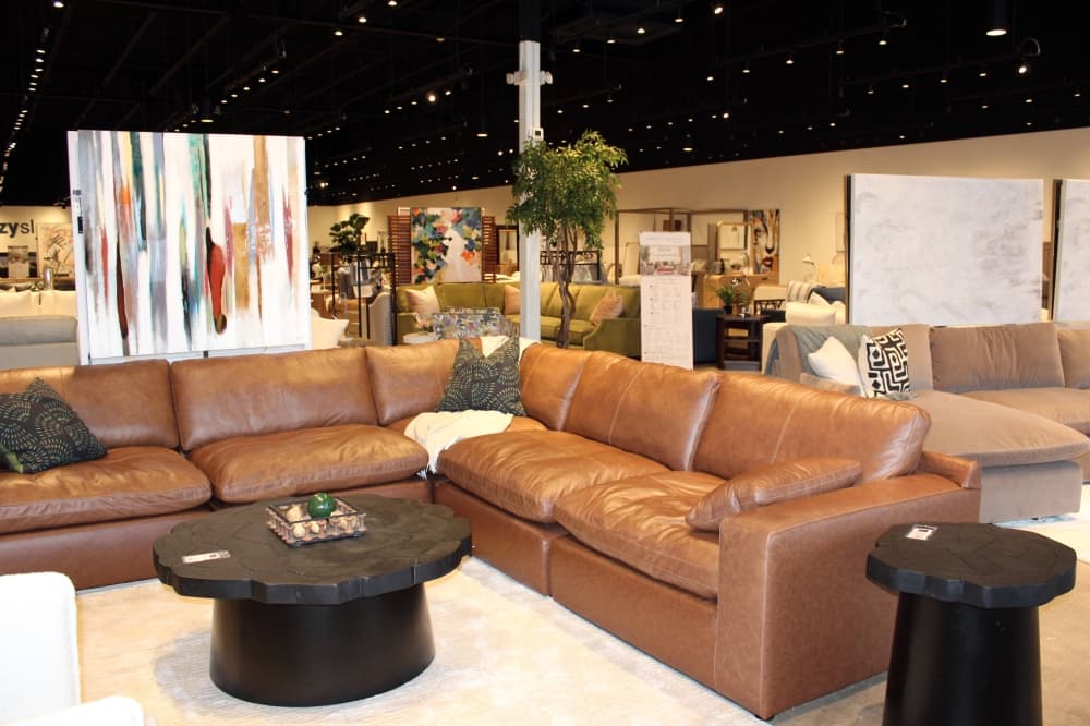 Cozyhome sells furniture in West Plano