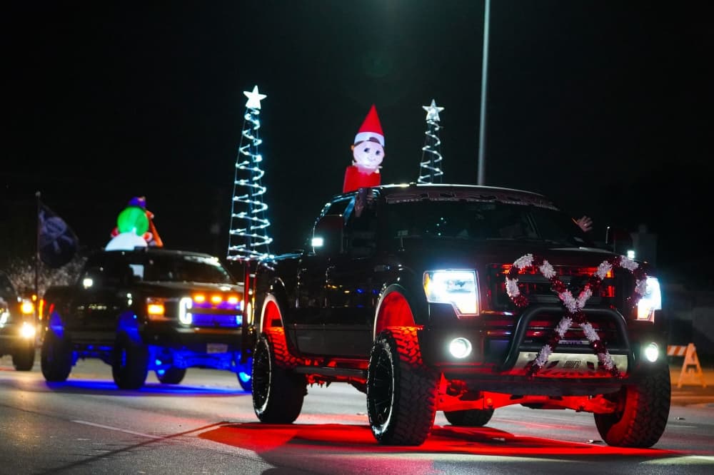 Holidazzle brings family activities, holiday parade to Schertz on Dec. 7