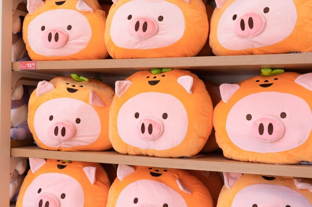 Japanese variety store Miniso now open at the Tanger Outlets