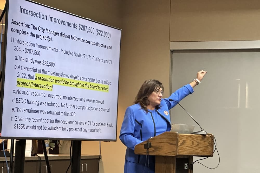 Bastrop council rejects request for investigation into city manager